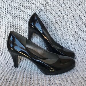 Naturalizer Black Patent Leather Pumps
